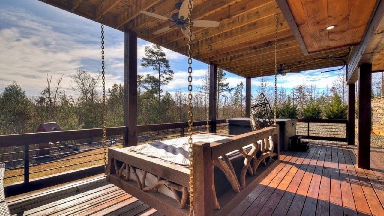 Photo of Patio Balcony in Mineral Bluff