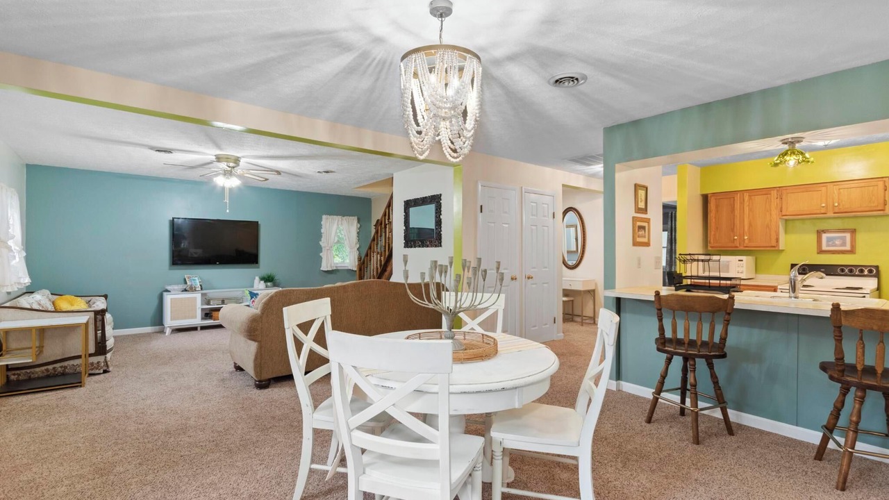 Photo of Livingroom in Kuttawa