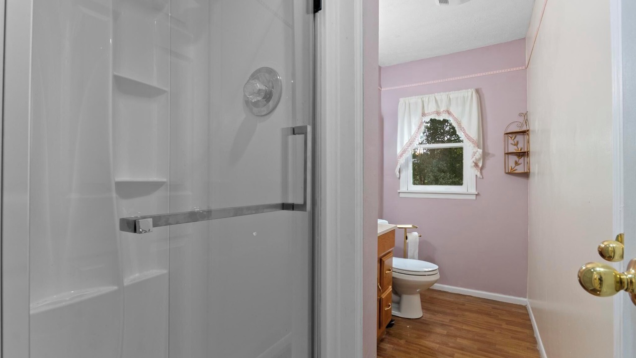 Photo of Bathroom in Kuttawa