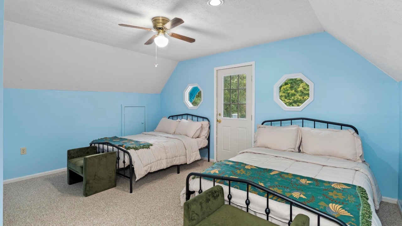 Photo of Bedroom in Kuttawa