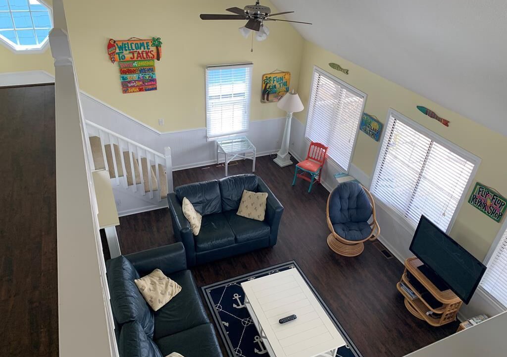 Photo of Livingroom in Ocean Isle Beach