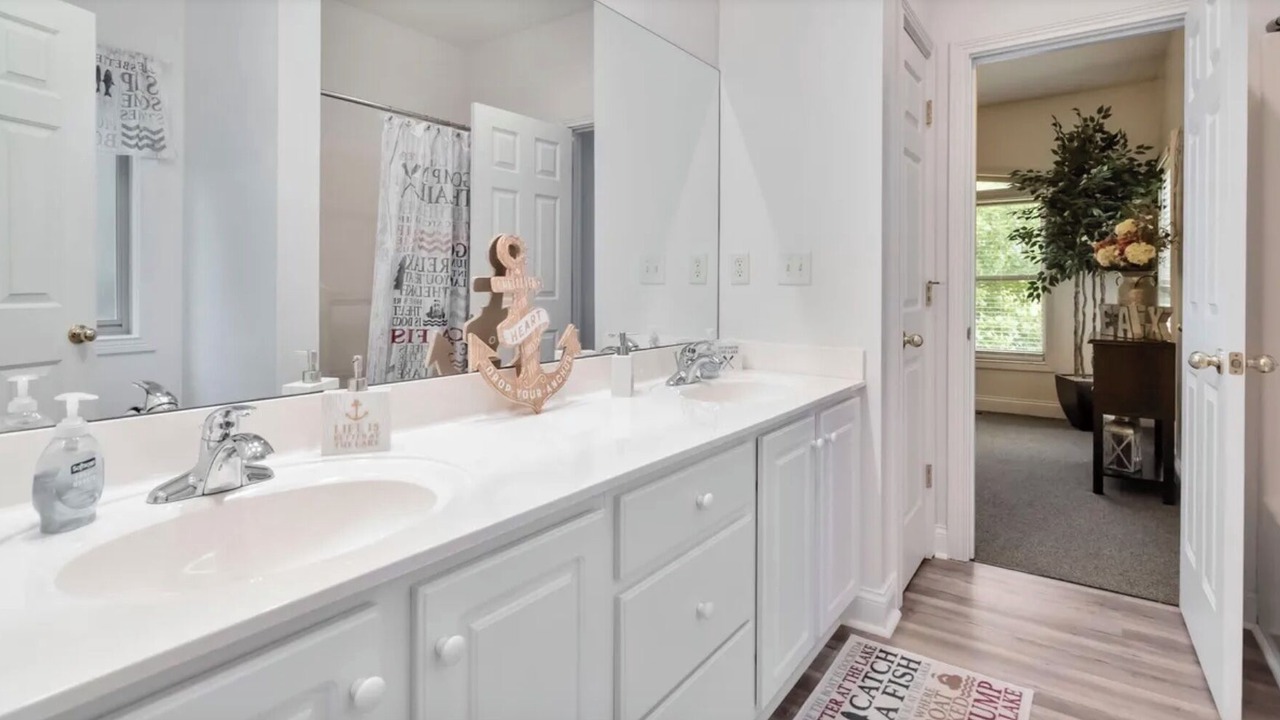 Photo of Bathroom in Sloans Valley