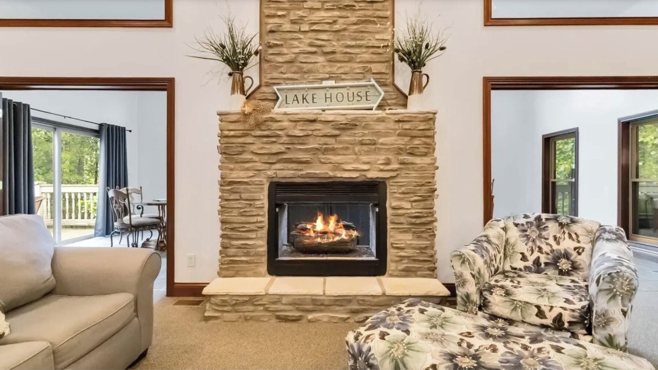 Photo of Livingroom in Sloans Valley