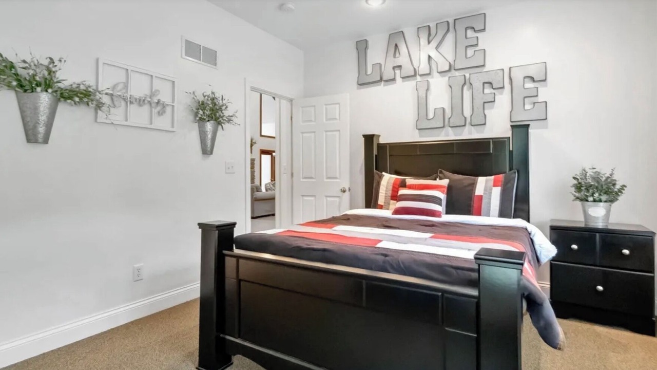 Photo of Bedroom in Sloans Valley