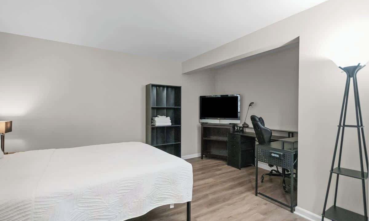 Photo of Bedroom in Huntersville