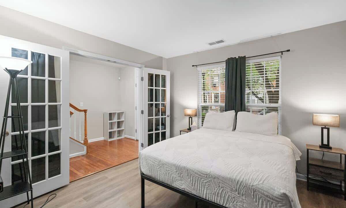 Photo of Bedroom in Huntersville