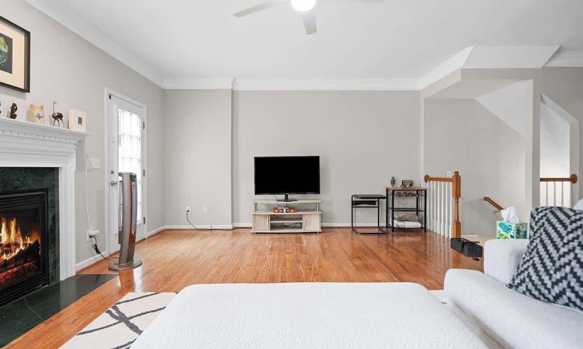 Photo of Livingroom in Huntersville