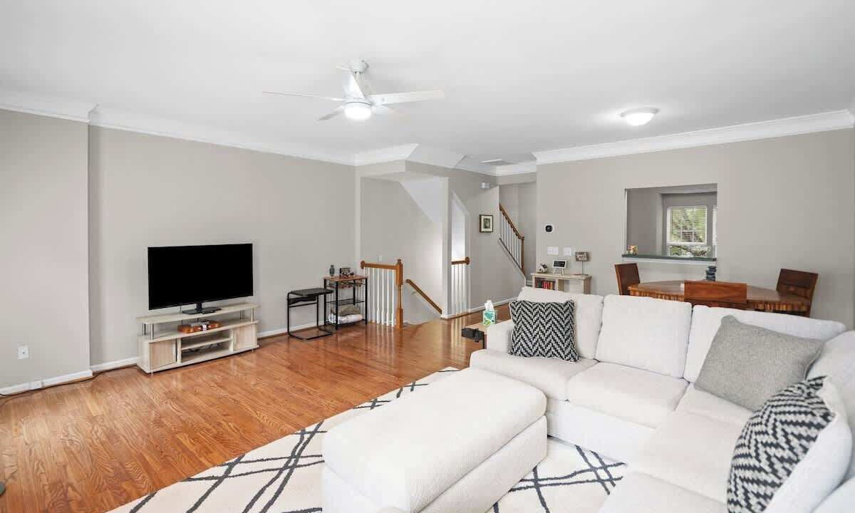 Photo of Livingroom in Huntersville