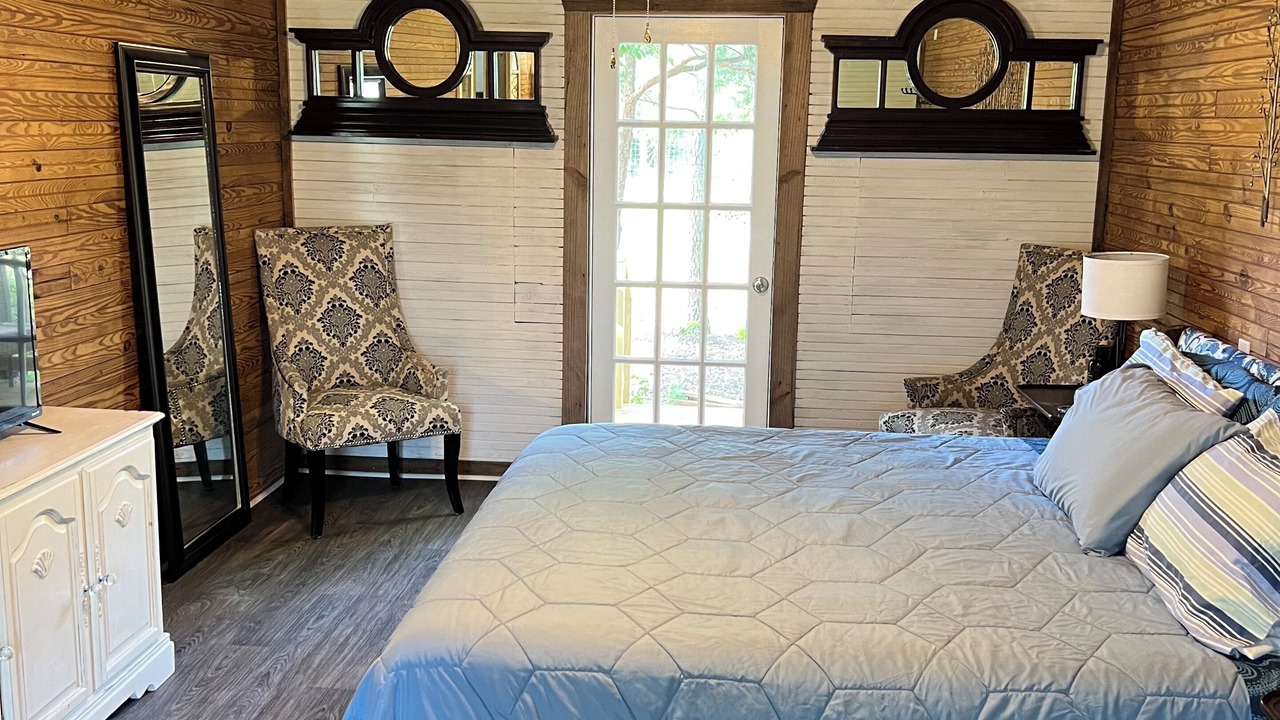 Photo of Bedroom in Red Oak
