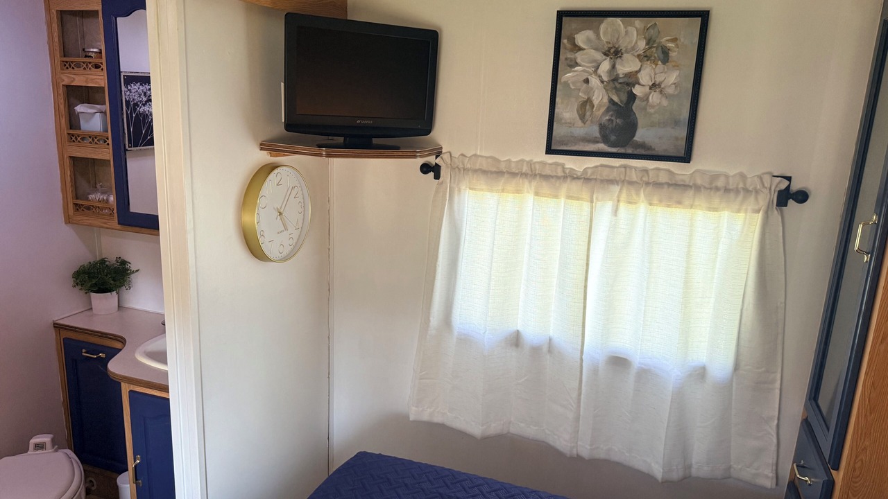Photo of Bedroom in Decaturville