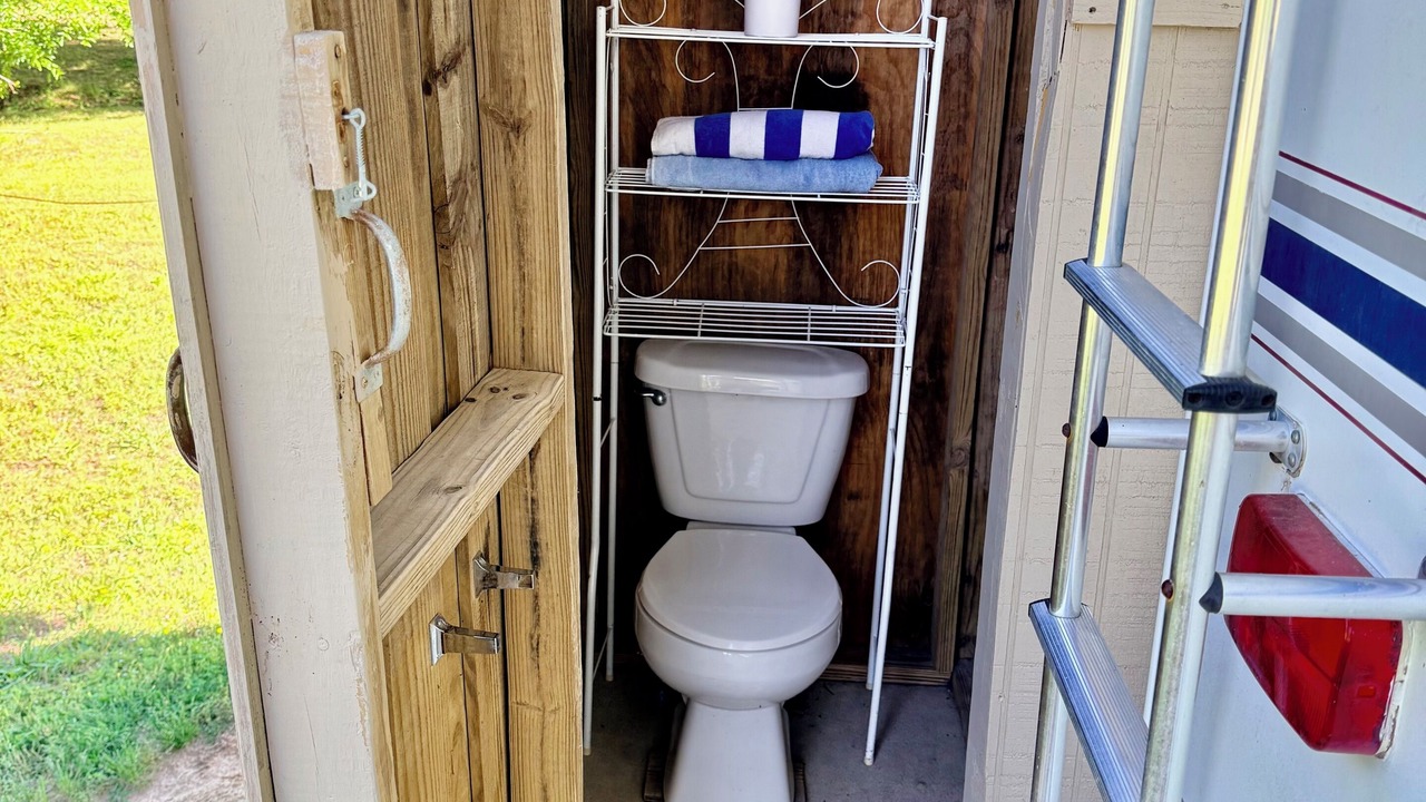 Photo of Bathroom in Decaturville