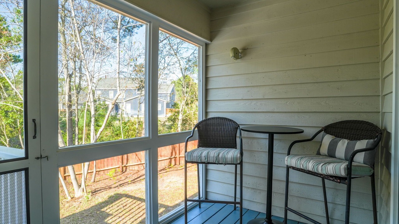 Photo of Outdoor in Myrtle Grove