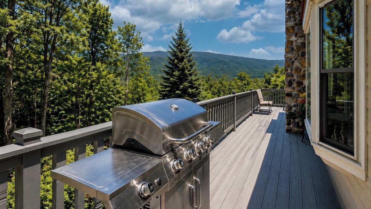 Photo of Outdoor in Waynesville