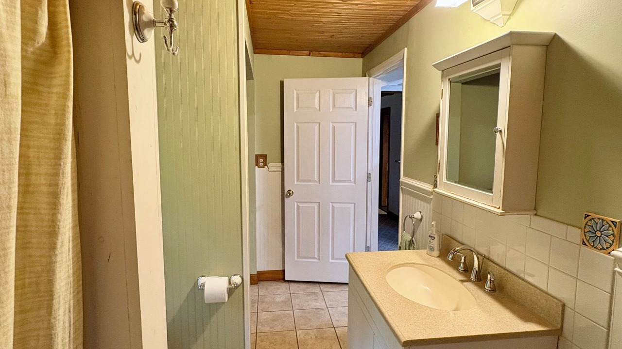 Photo of Bathroom in Cleveland