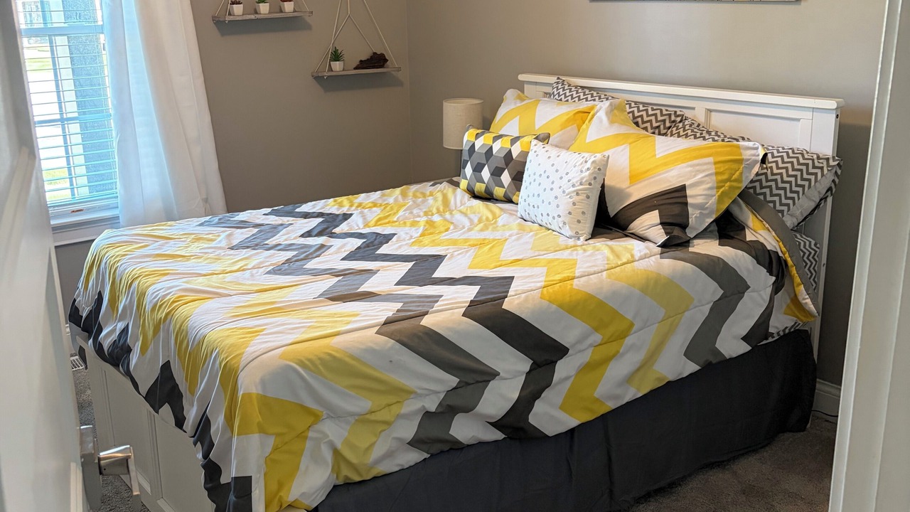 Photo of Bedroom in Hillview