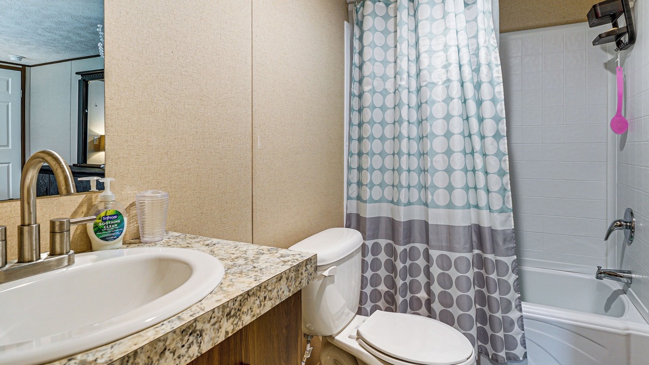 Photo of Bathroom in Navassa