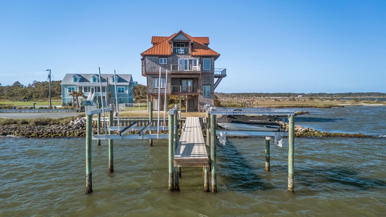 Photo of Outdoor in Sealevel