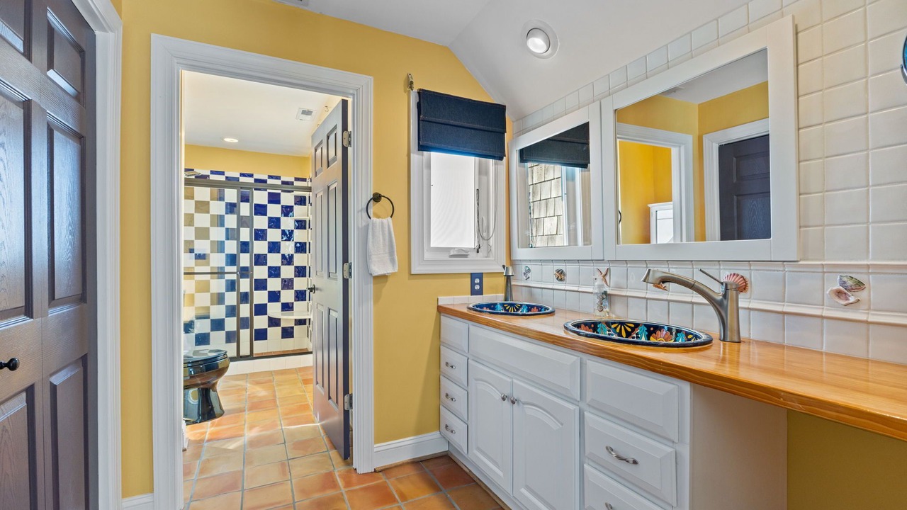 Photo of Bathroom in Sealevel