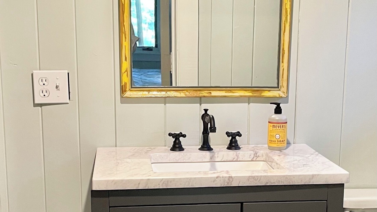 Photo of Bathroom in Lake Sequoyah