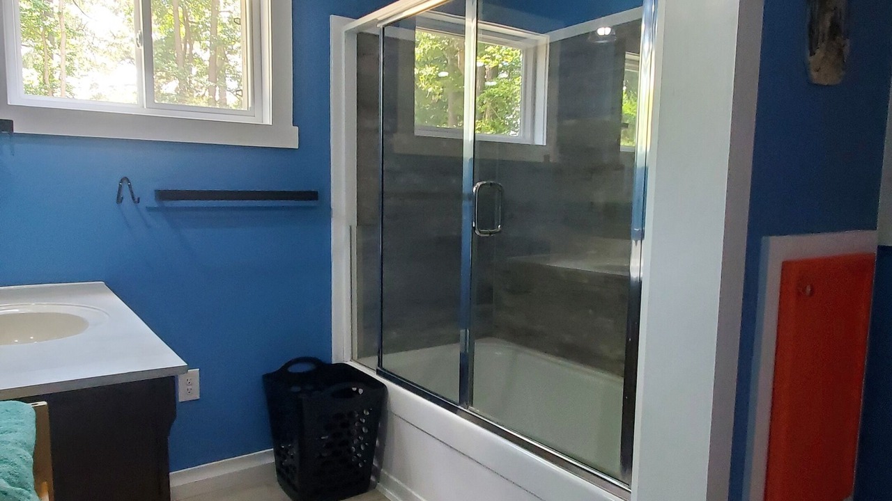Photo of Bathroom in Deep Run