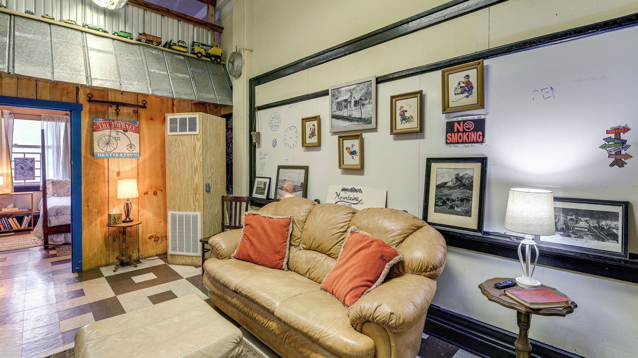 Photo of Livingroom in Wilcoe