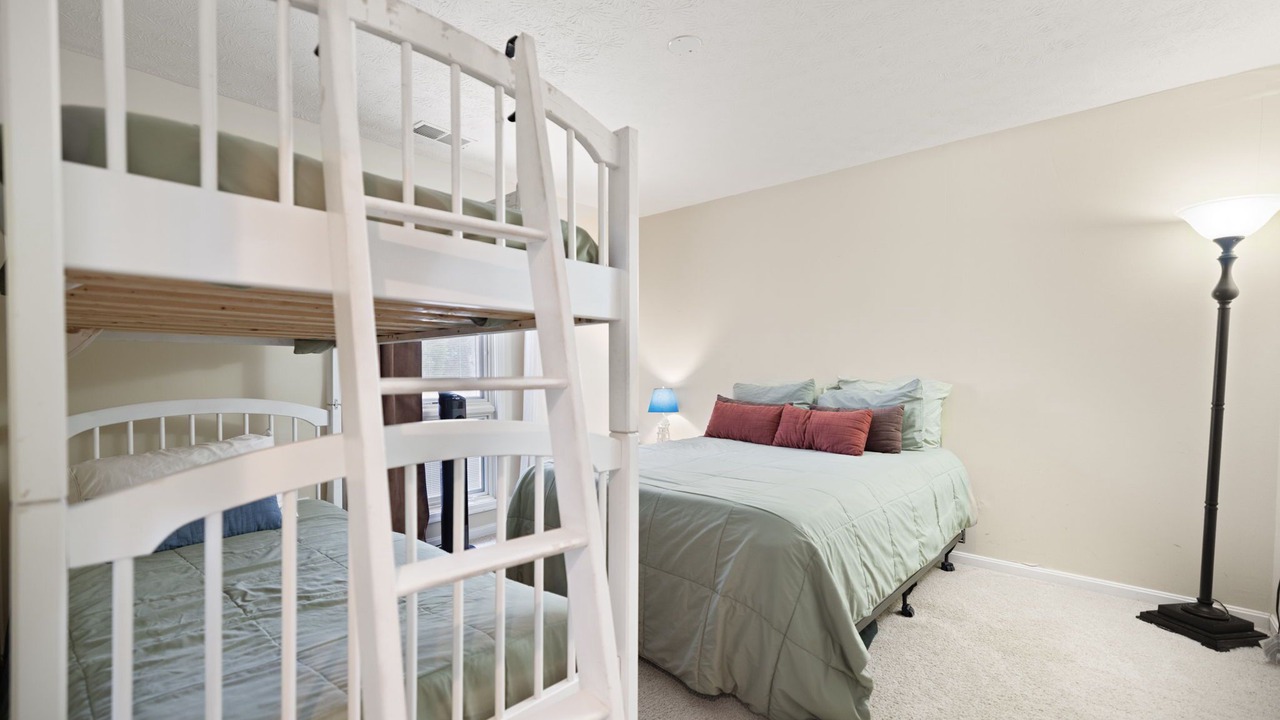 Photo of Bedroom in Bronston