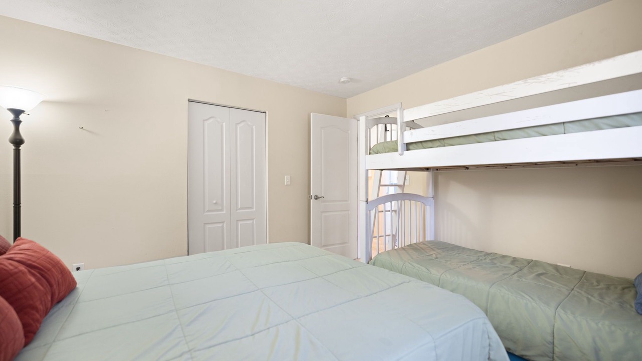 Photo of Bedroom in Bronston