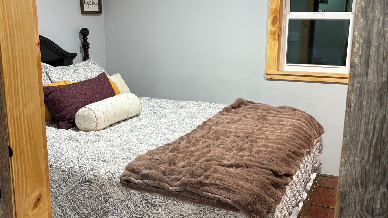 Photo of Bedroom in Dobson