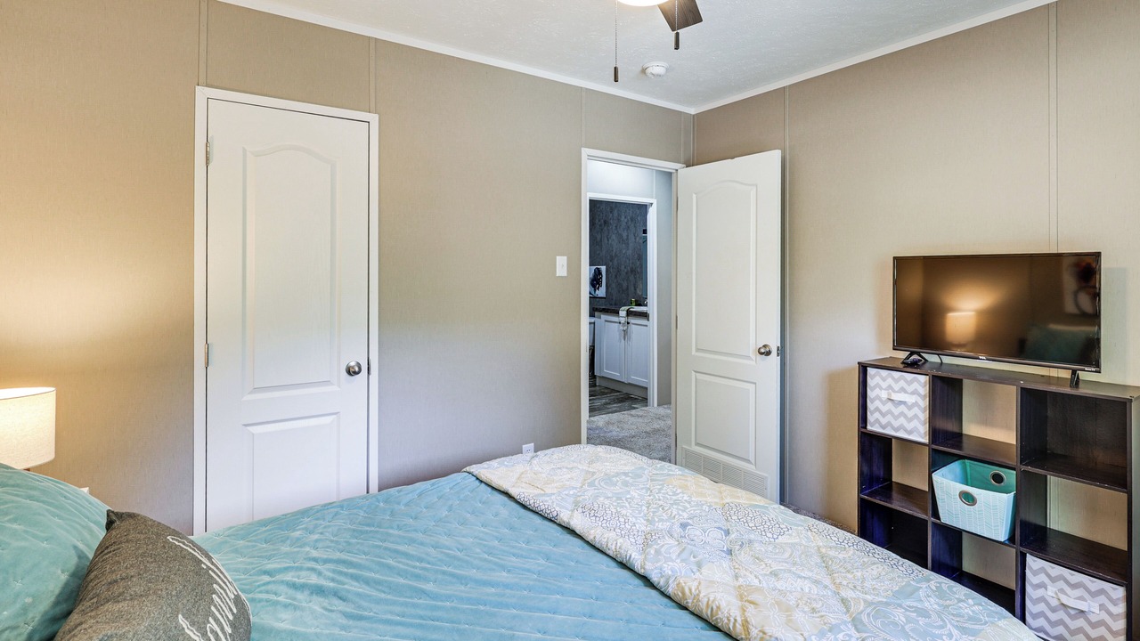 Photo of Bedroom in Macon