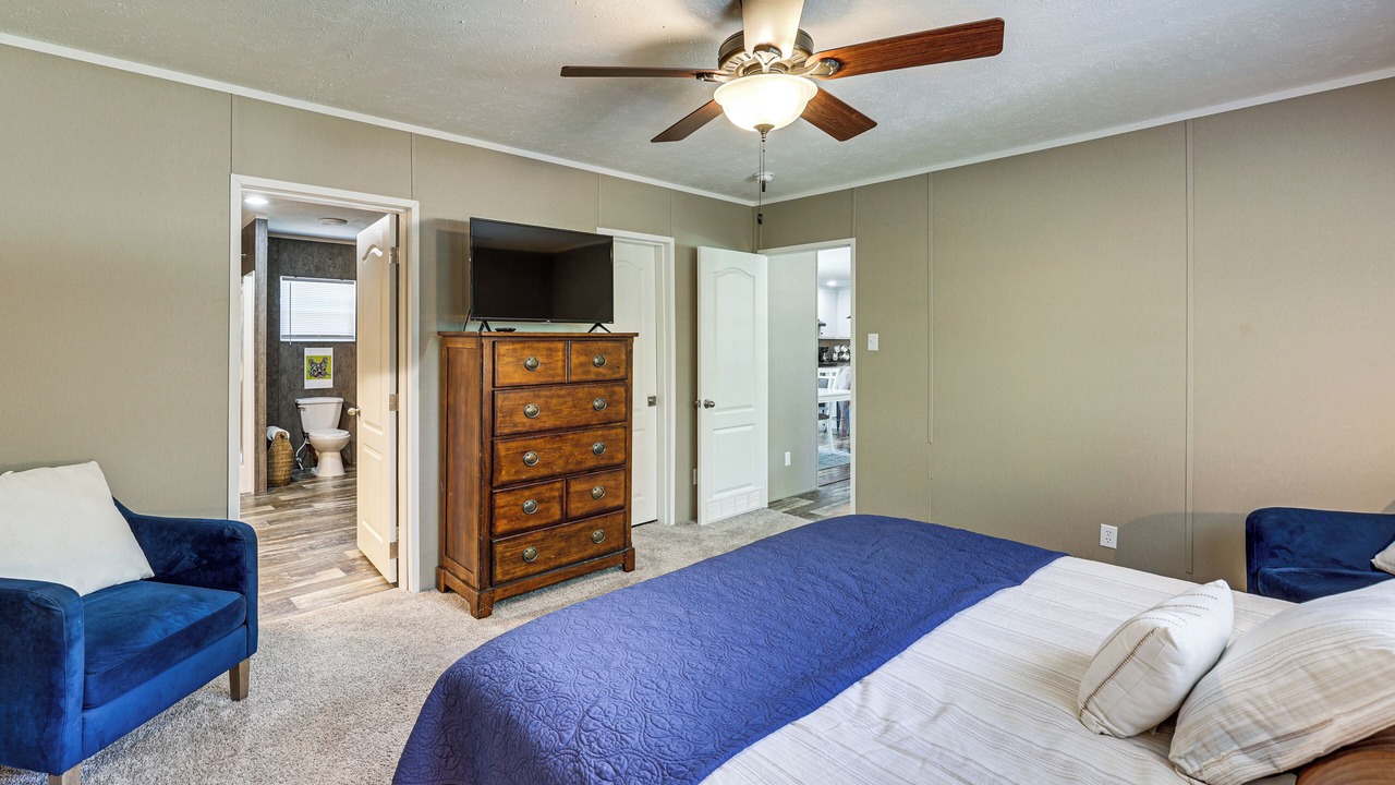 Photo of Bedroom in Macon