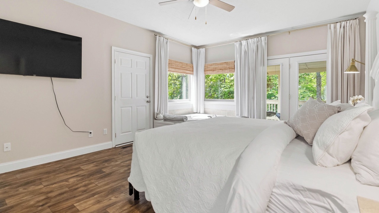 Photo of Bedroom in Sloans Valley