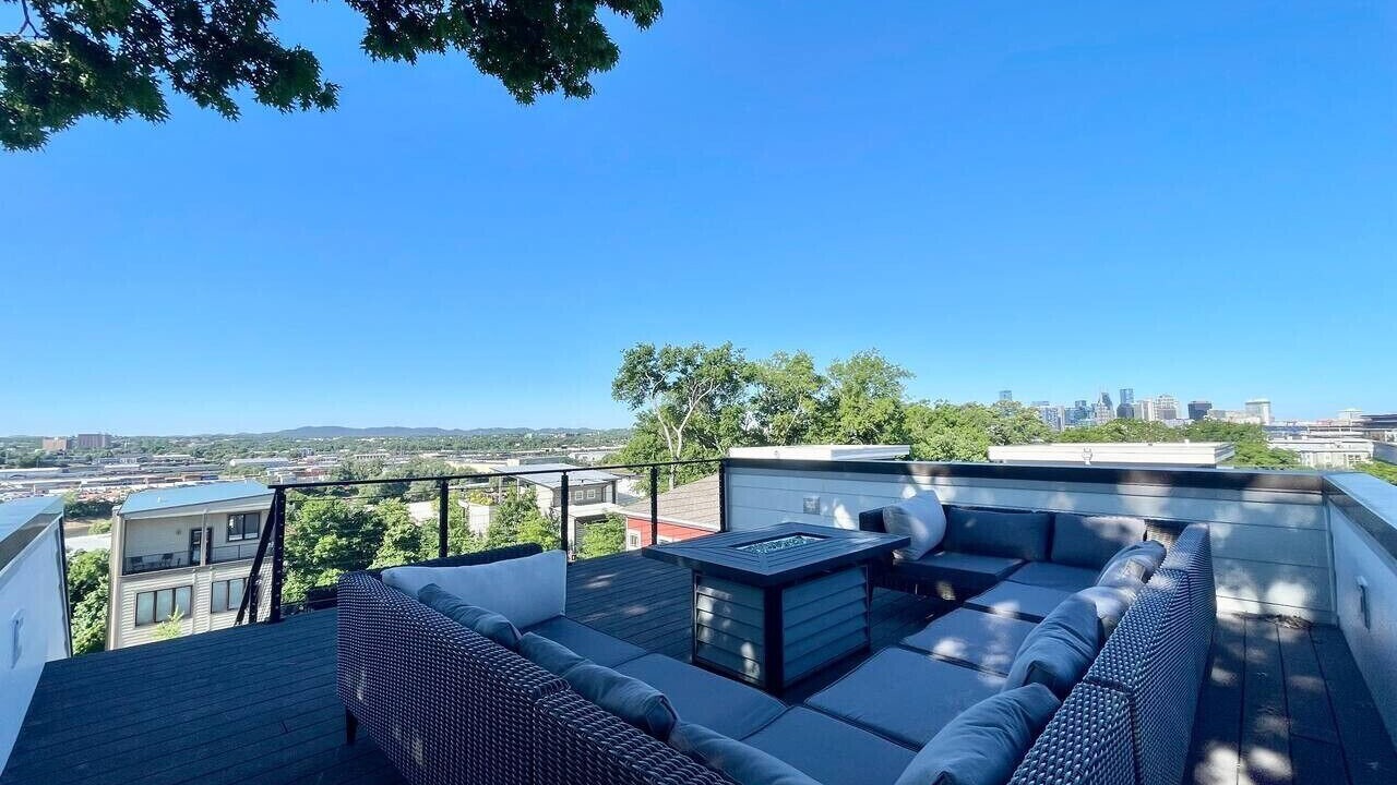 Photo of Patio Balcony in Shelby Hills