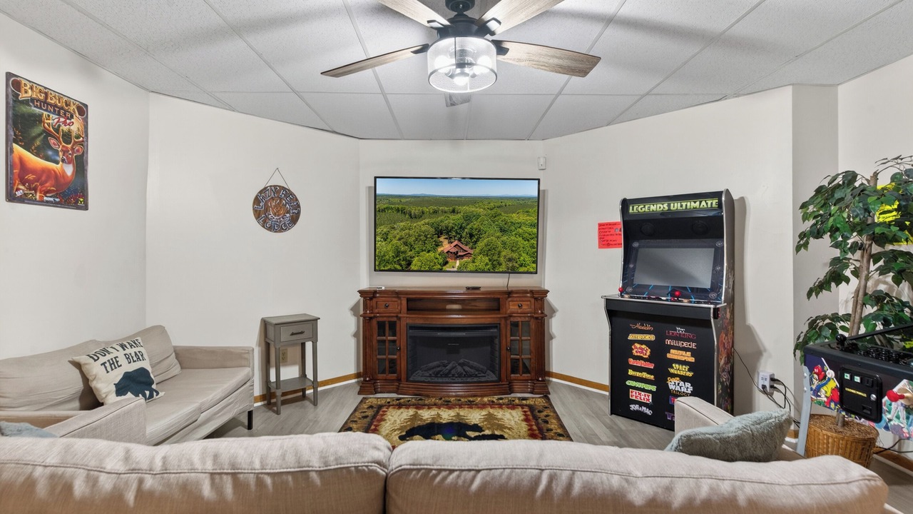 Photo of Bedroom in Andersonville