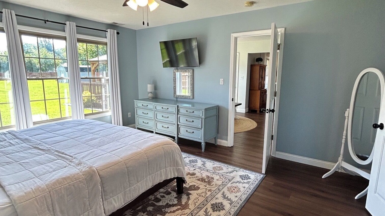 Photo of Bedroom in Owensboro