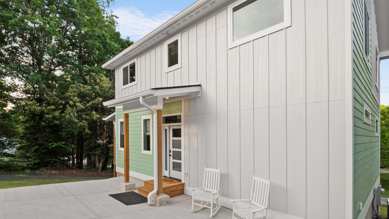 Photo of Outdoor in Oakley