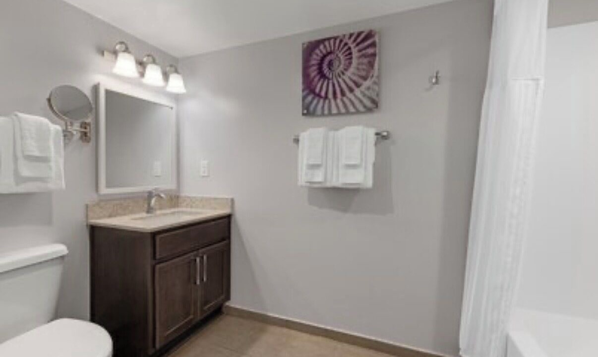 Photo of Bathroom in Cherry Grove Beach