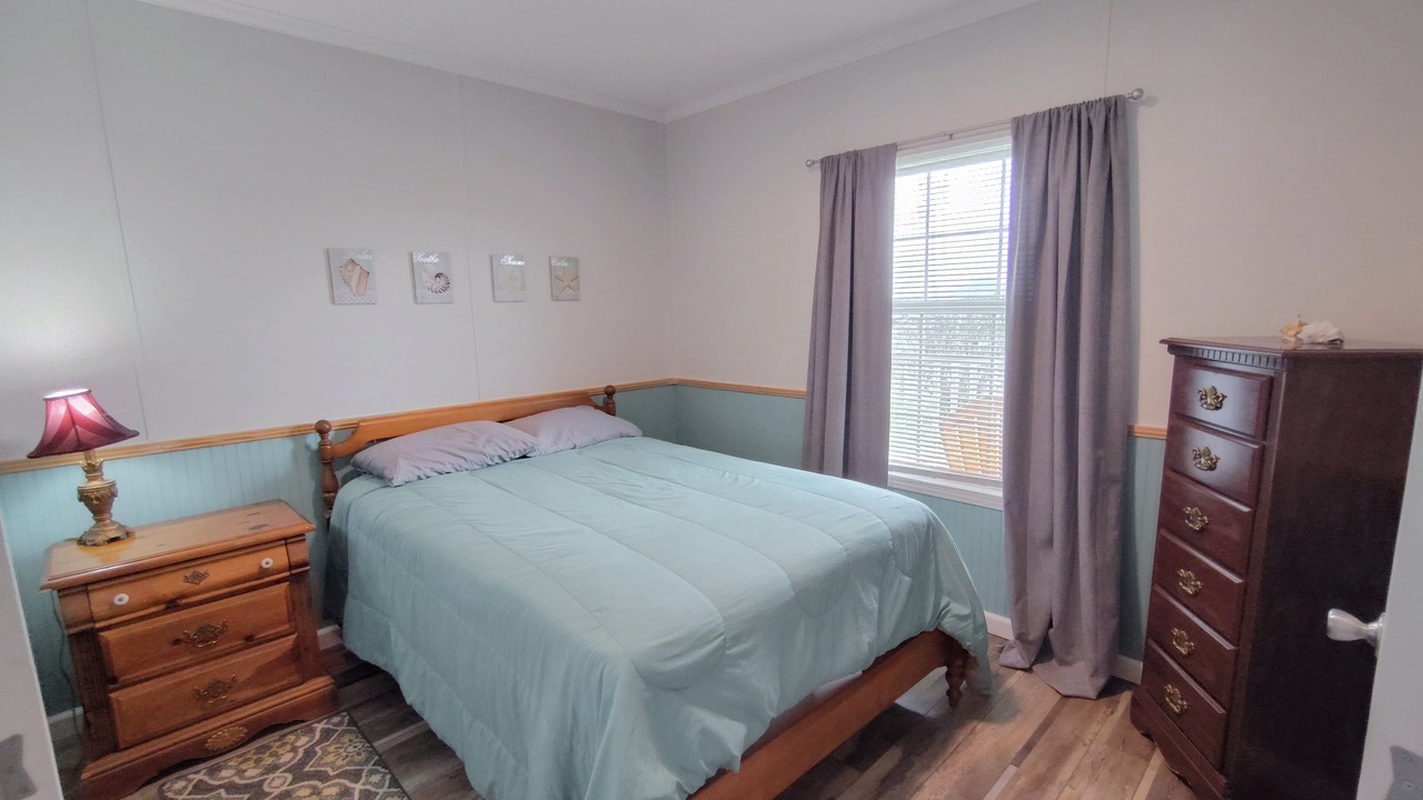 Photo of Bedroom in Harkers Island