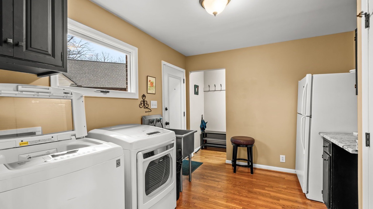 Photo of Bedroom in Jamestown