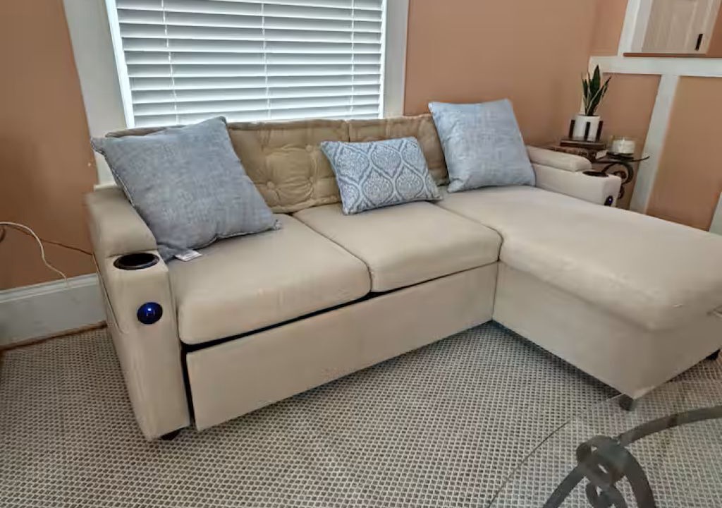 Photo of Livingroom in Salisbury