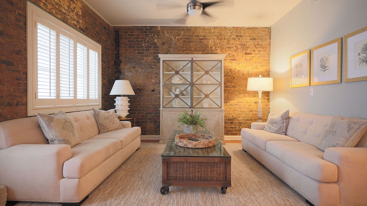 Photo of Livingroom in Downtown Knoxville
