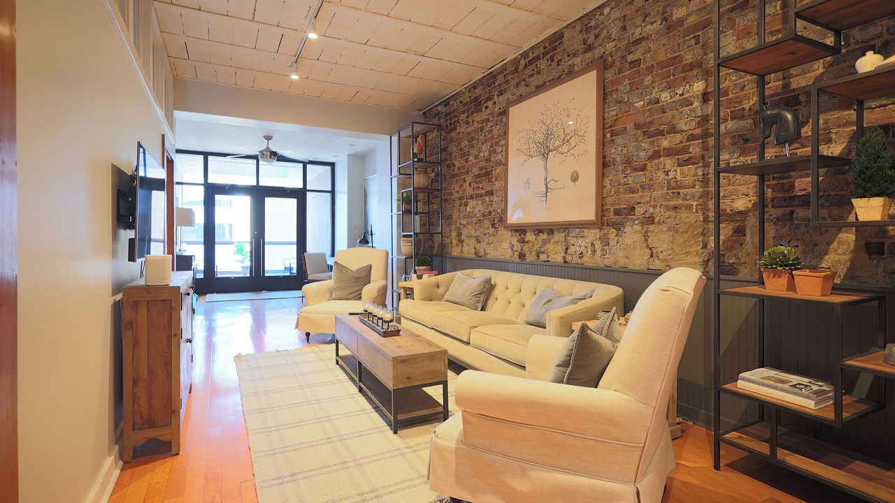 Photo of Livingroom in Downtown Knoxville