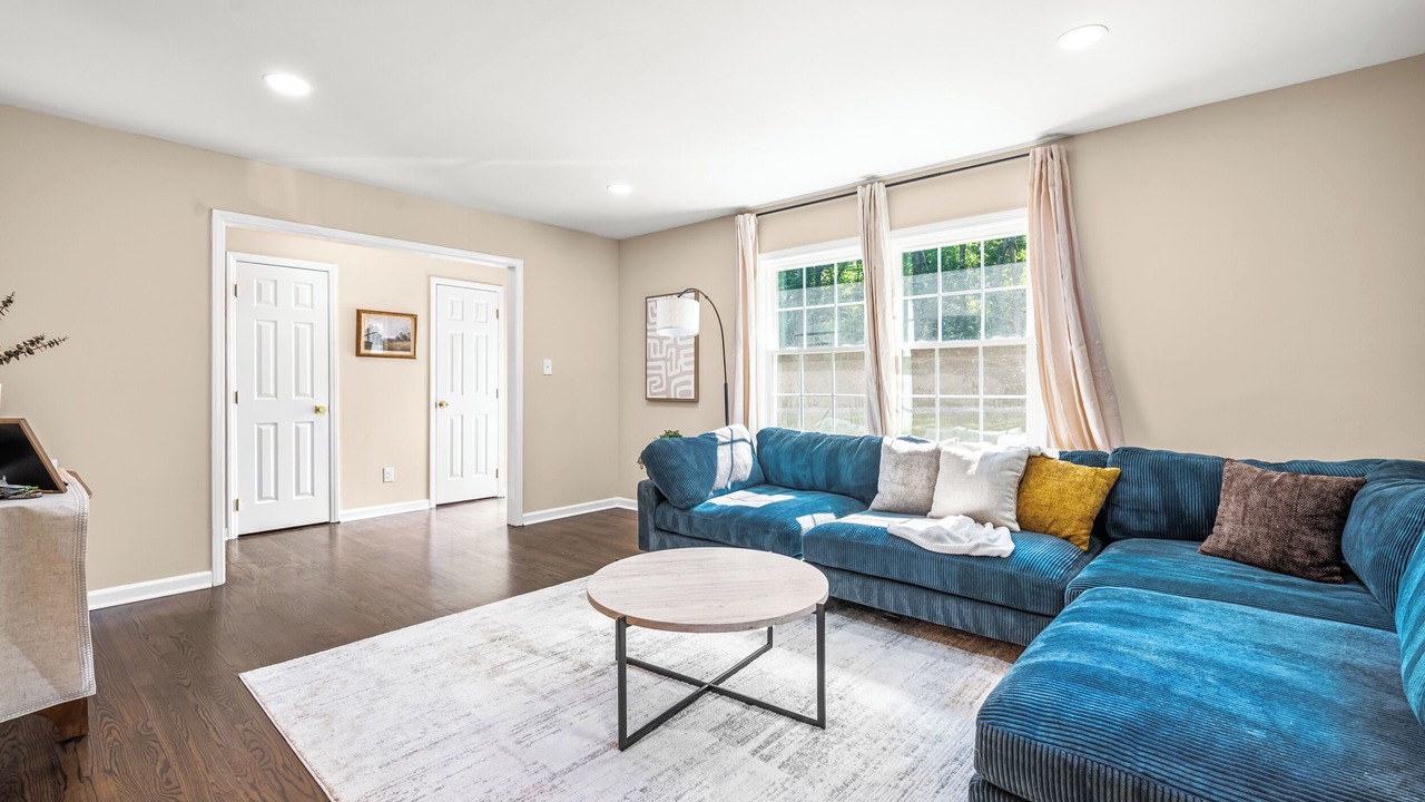 Photo of Livingroom in Northeast Raleigh