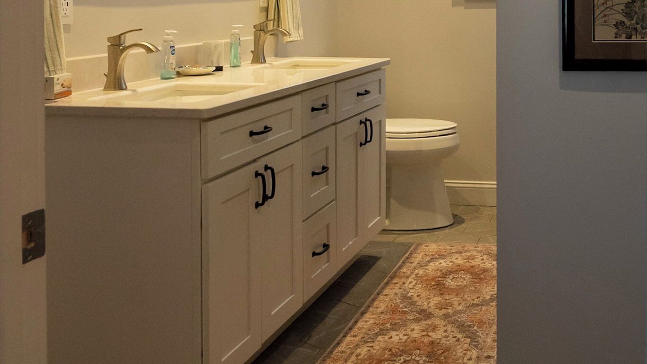 Photo of Bathroom in Hendersonville