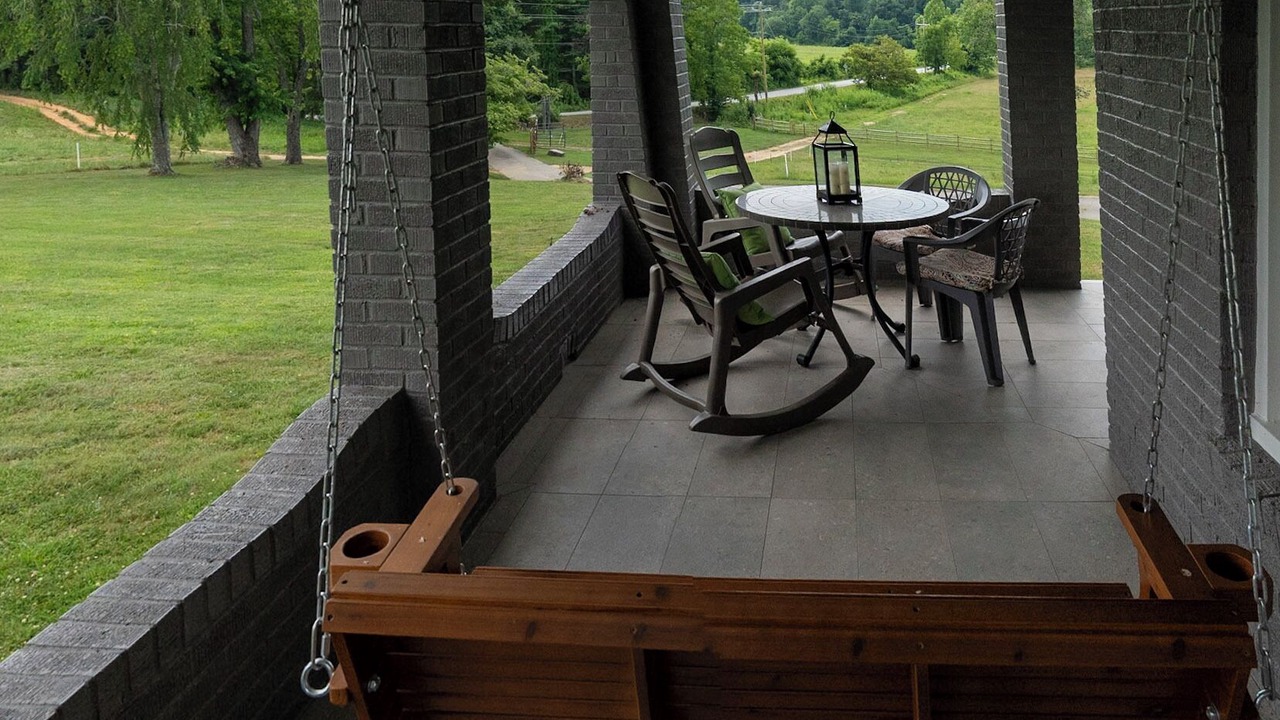Photo of Outdoor in Hendersonville