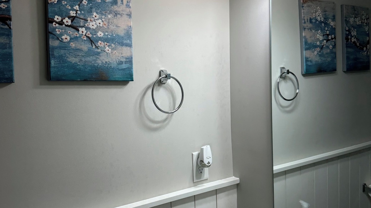 Photo of Bathroom in Harwood Lane
