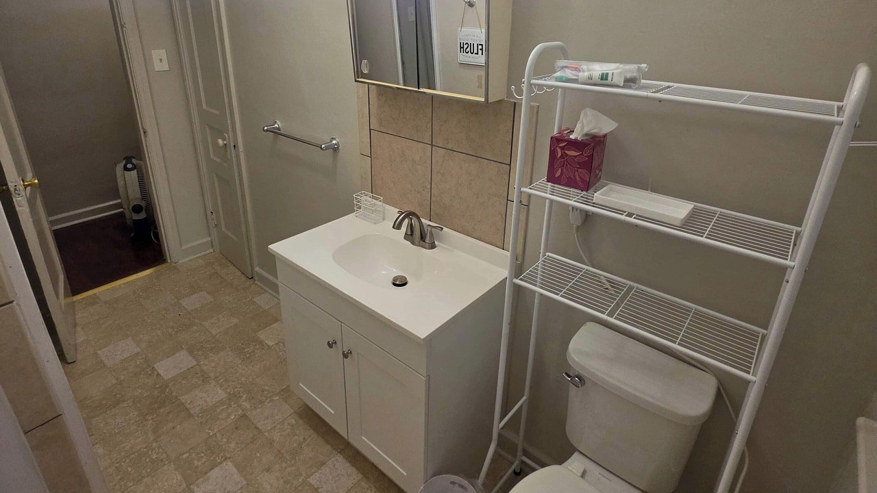 Photo of Bathroom in Lawrenceburg