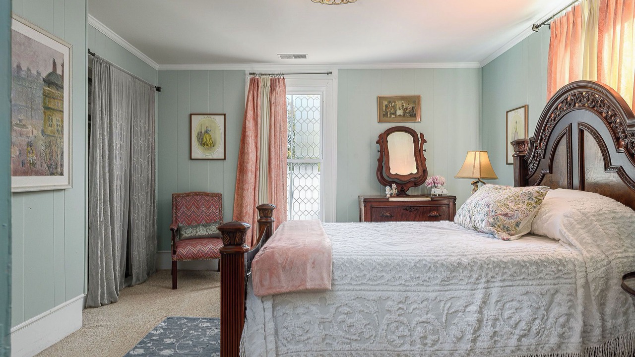 Photo of Bedroom in Mocksville