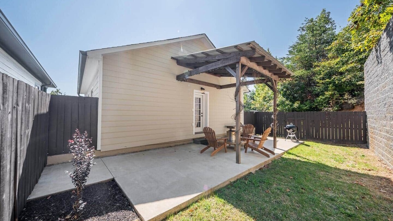 Photo of Outdoor in Olivehill