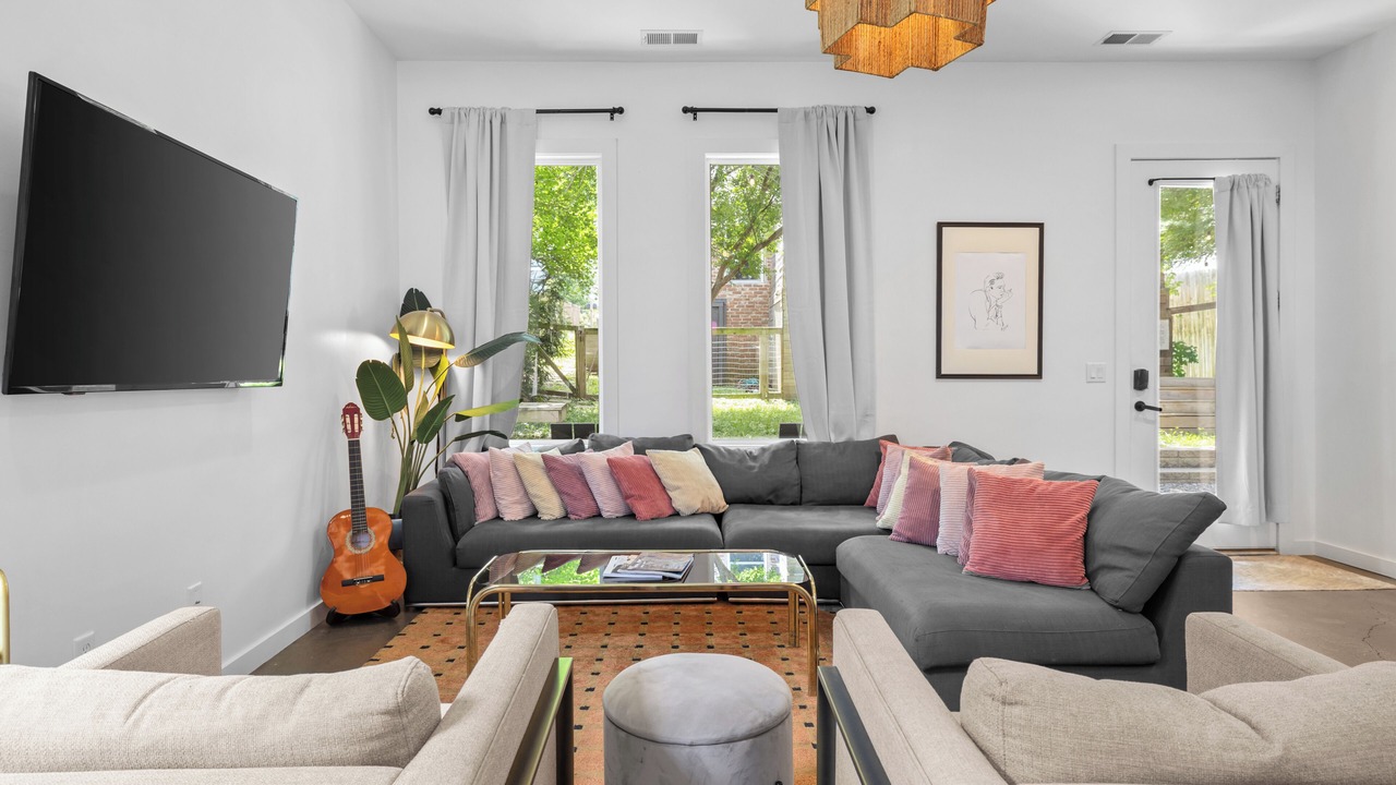 Photo of Livingroom in East Nashville