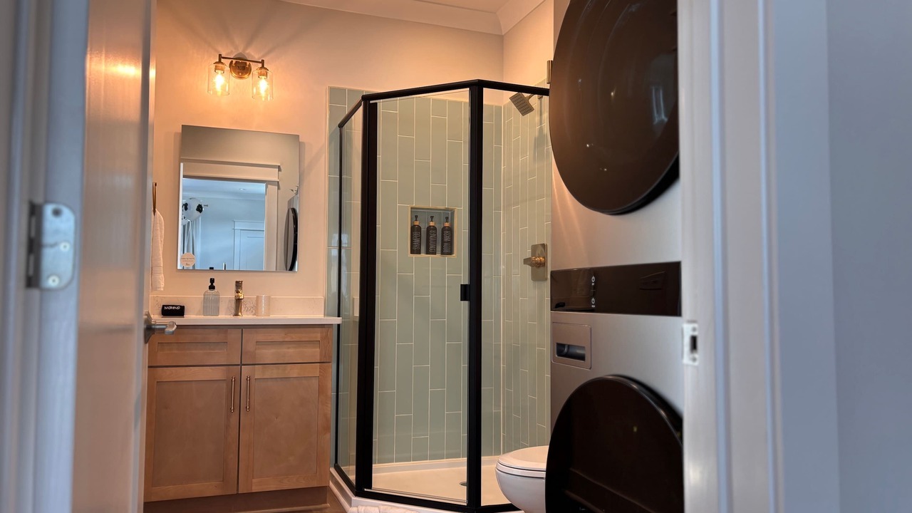 Photo of Bathroom in River District
